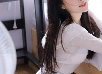 男生告诉你17吃瓜网去哪儿了，教你发布瓜闻和收藏精彩瞬间