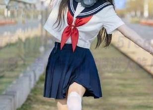 https//:51cg.fun入口在哪里？男生带你快速进入吃瓜世界