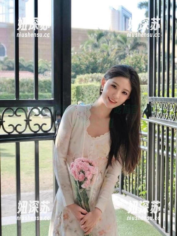 和妹子一起逛51吃瓜官网更新，瓜事全知道