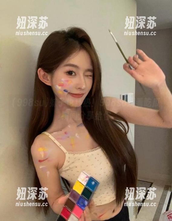 妹子也狂热！998su观看吃瓜瞬间分享给你