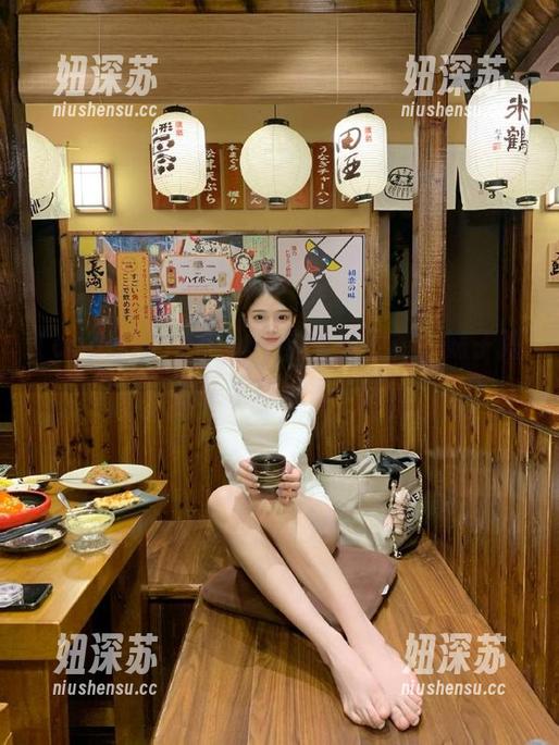 91ccgg平台全新更新，妹子陪你快乐吃瓜每一天