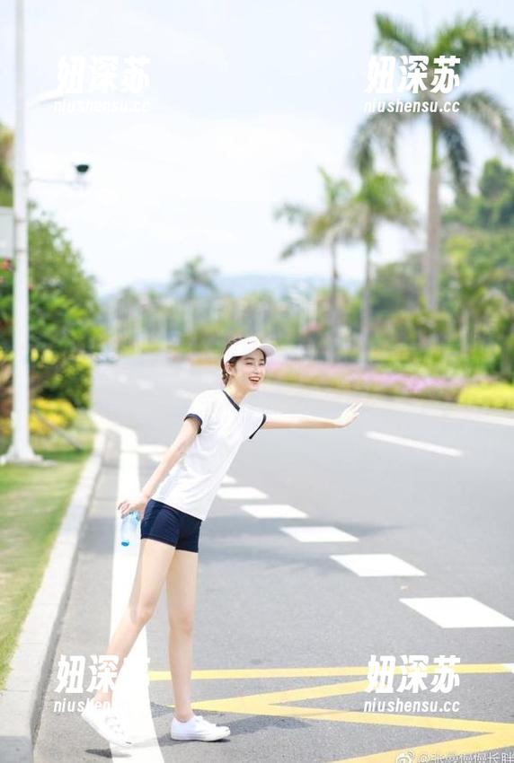 hlw.bet地址指南，教女生如何优雅地享受每日吃瓜乐趣！