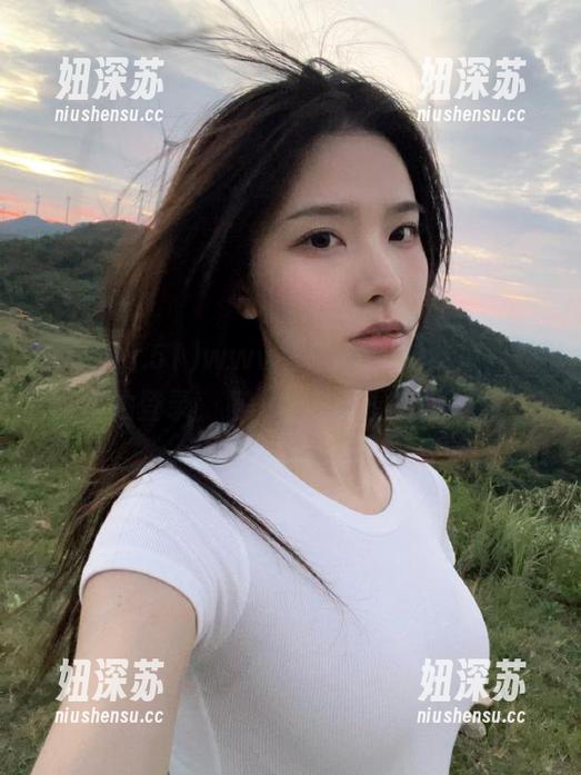 www.51 www.51cg.fun吃瓜网站直达登录,第一时间掌握娱乐八卦