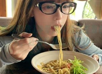 冲哥黑料精选主页在线爆火，赶紧收藏精彩内容