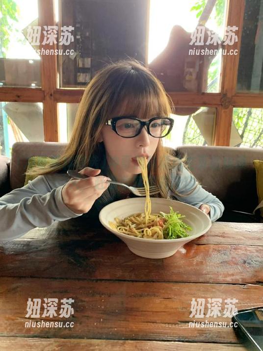 冲哥黑料精选主页在线爆火，赶紧收藏精彩内容