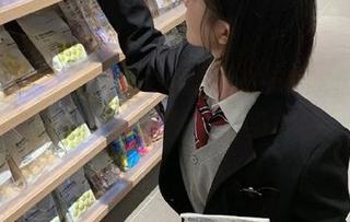 女生最爱在www.51吃瓜网刷视频，看八卦真是超级解压！