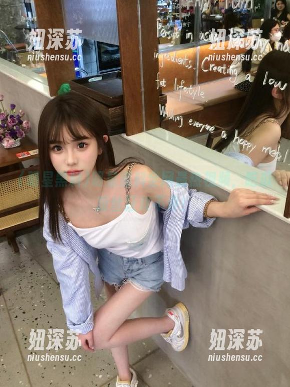 明星黑料全网最热视频，吃瓜粉丝狂欢不停！