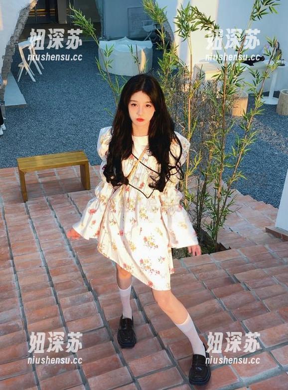 每日黑料 观看每日黑料传送门,甜美吃瓜从这里开始不打烊!